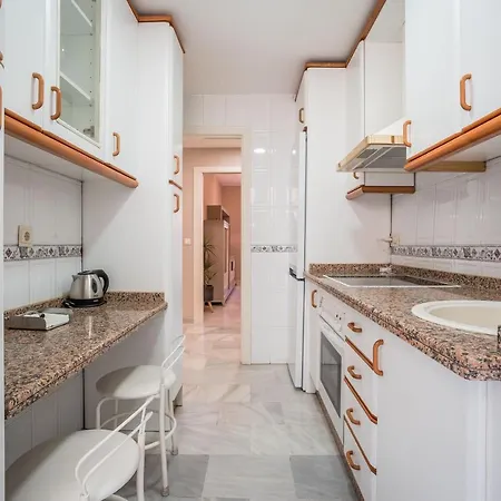 Ibericabeds Nueva De San Anton Apartment