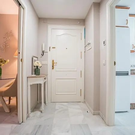 Ibericabeds Nueva De San Anton Apartment