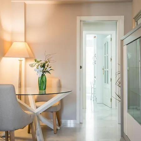 Ibericabeds Nueva De San Anton Apartment
